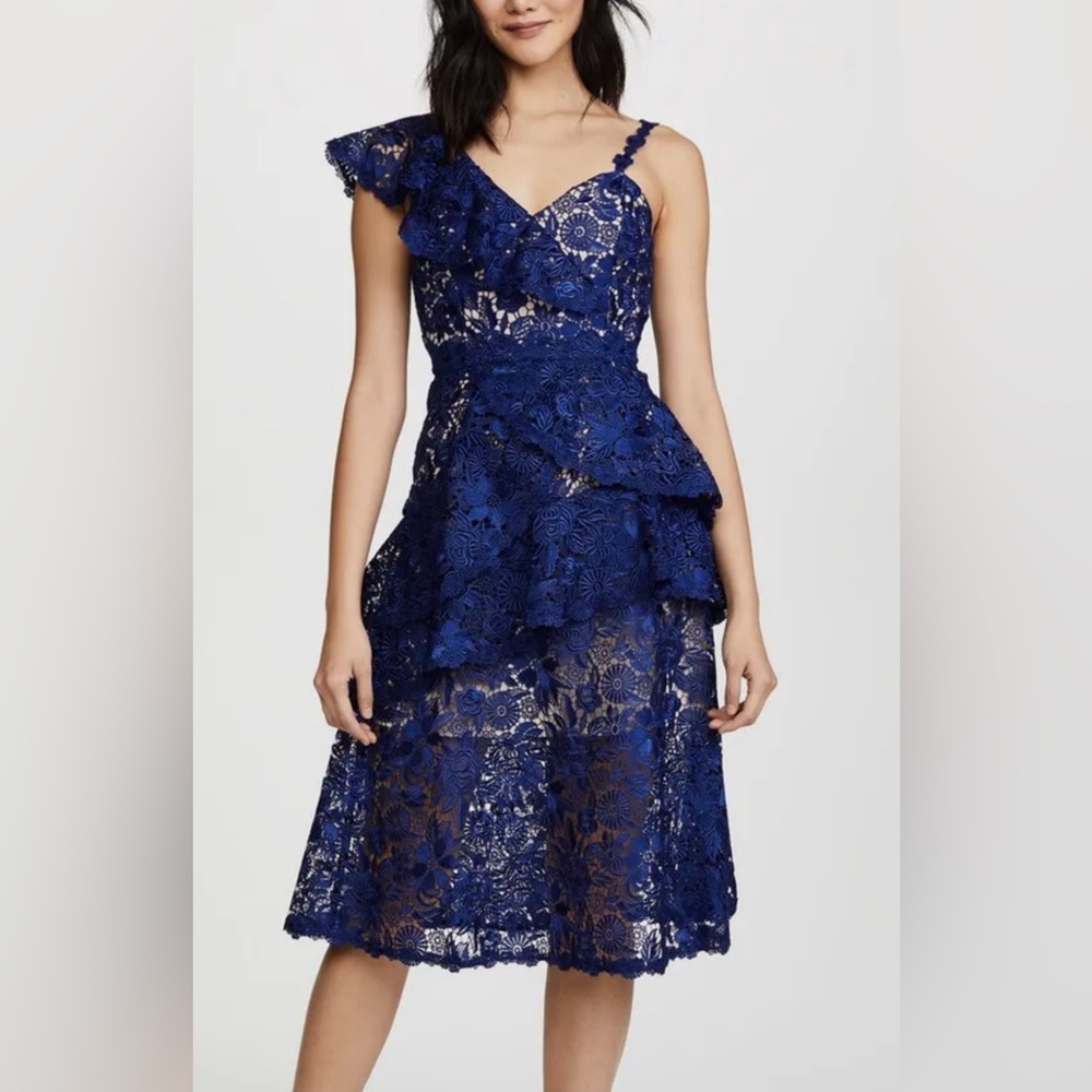Alice + Olivia Tiered Lace Dress